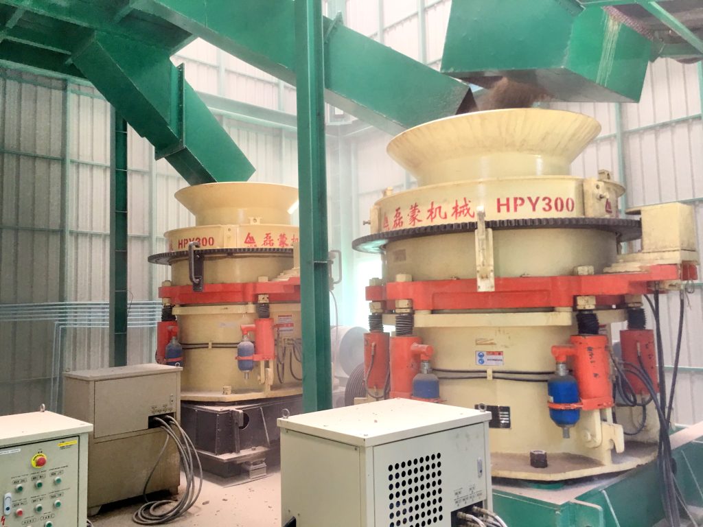 Leimeng HPY multi-cylinder hydraulic cone crusher for aggregate production